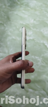 Realmi c75